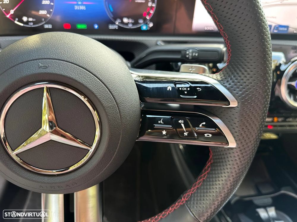 Mercedes-Benz CLA 250 - 11