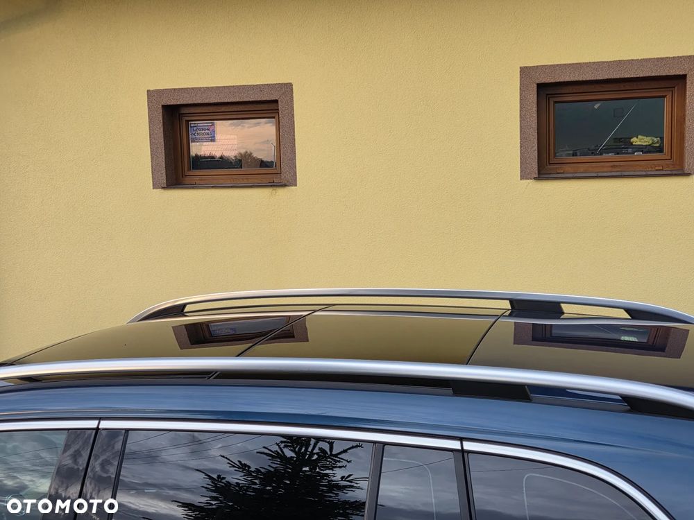 Mercedes-Benz GLB - 15