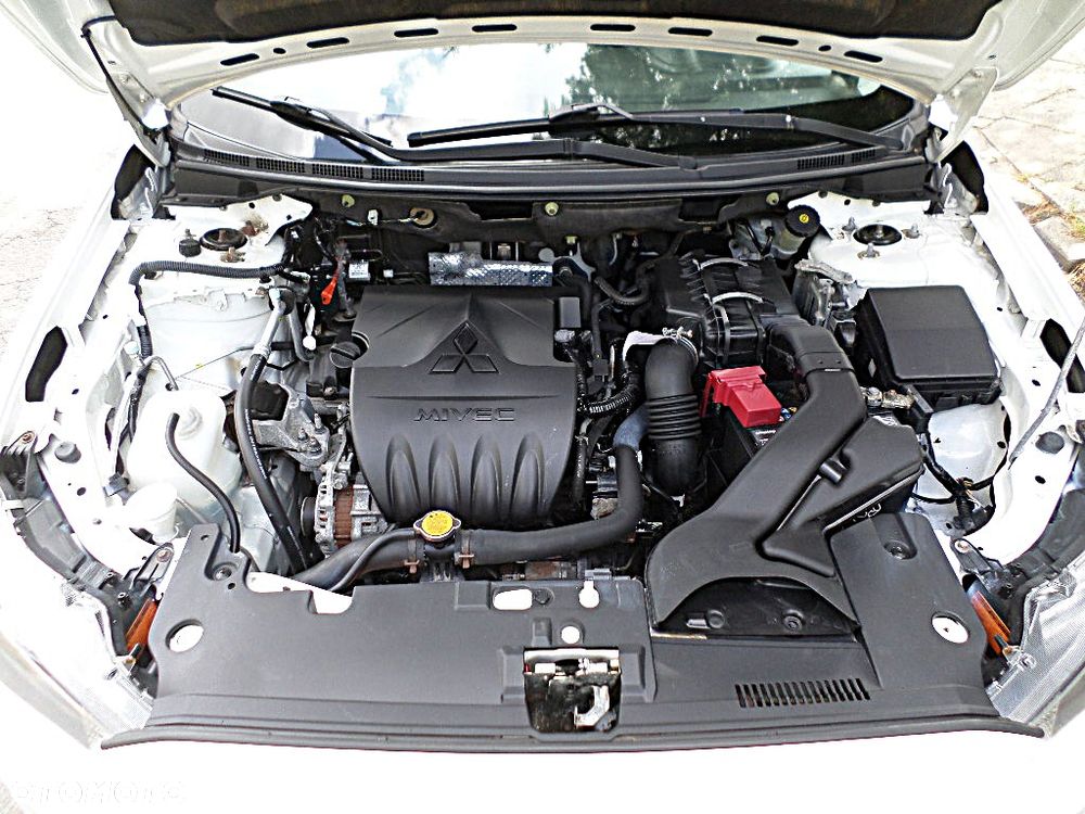 Mitsubishi Lancer Sportback 1.6 ClearTec Plus - 40