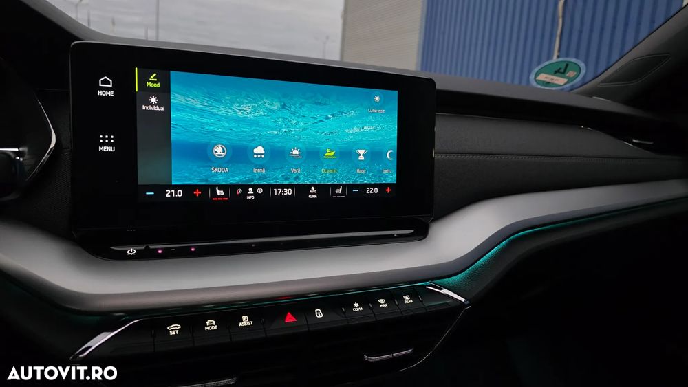 Skoda Octavia Combi 2.0 TDI DSG Tour - 15