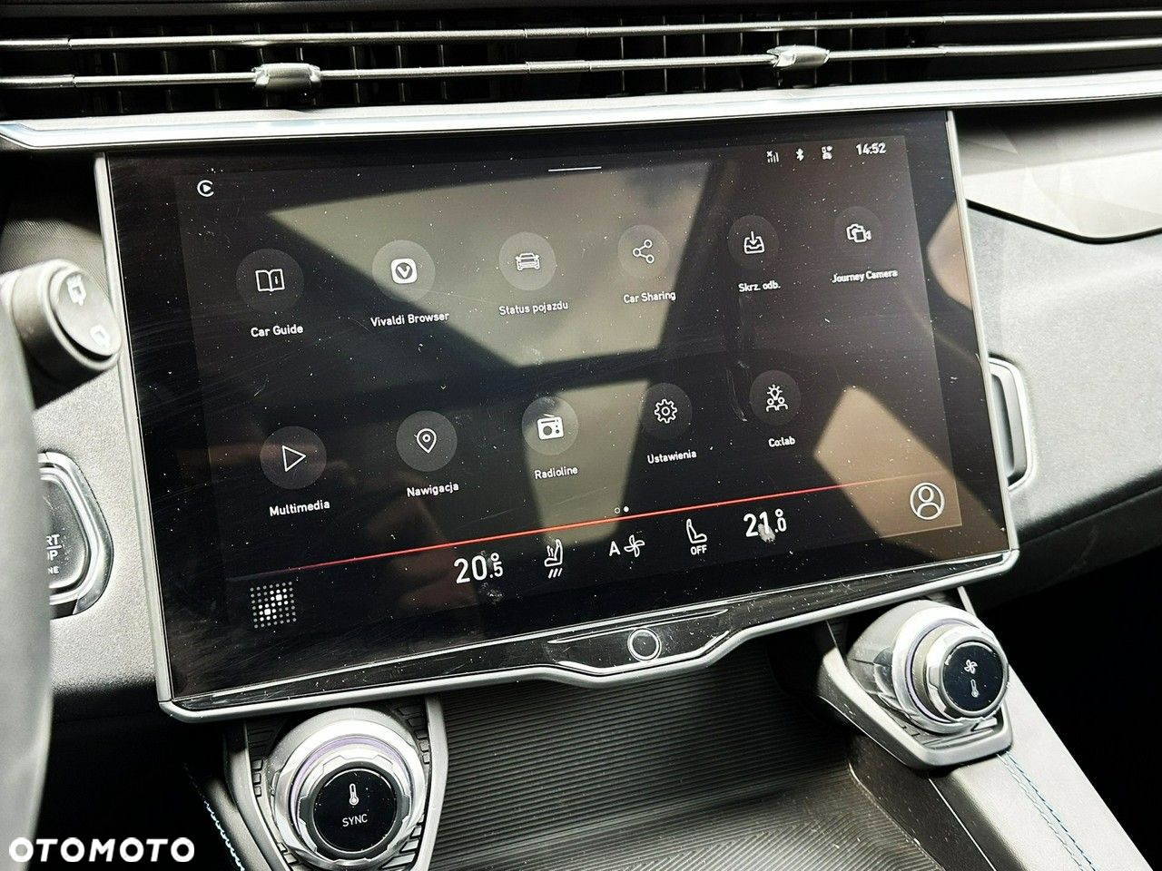 Lynk & Co 01 PHEV - 38