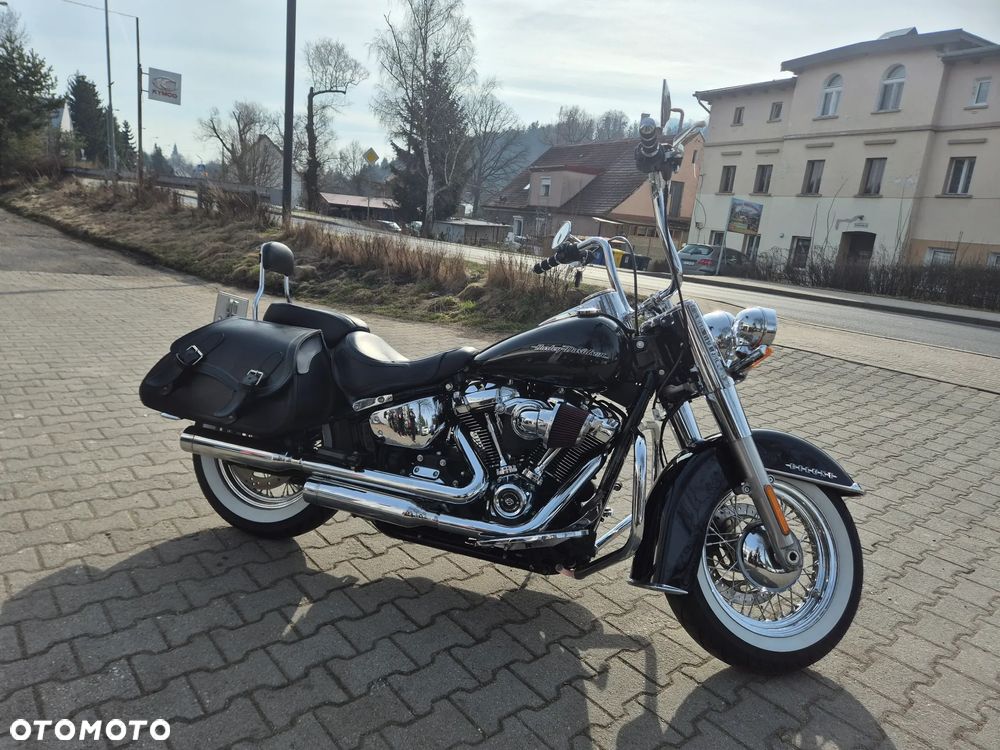 Harley-Davidson Softail Deluxe - 10