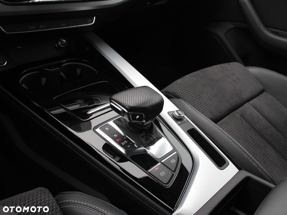 Audi A4 Limousine - 23