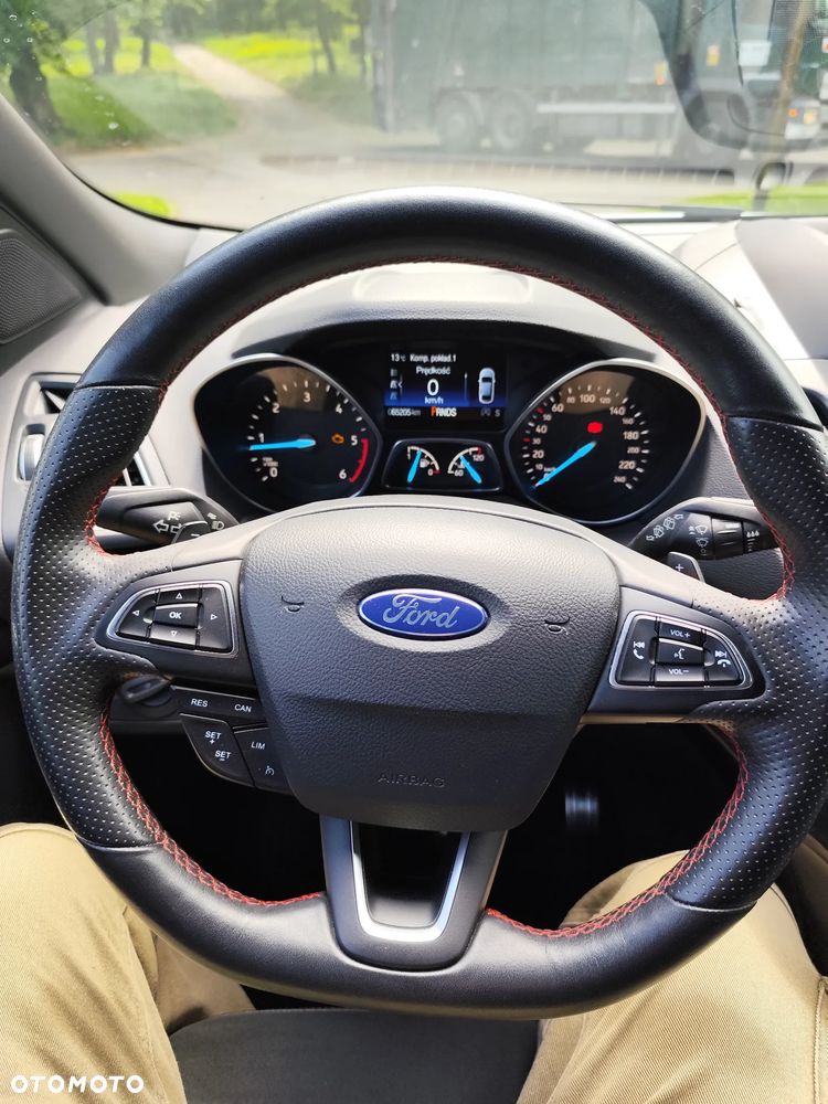 Ford Kuga 2.0 TDCi AWD ST-Line - 9