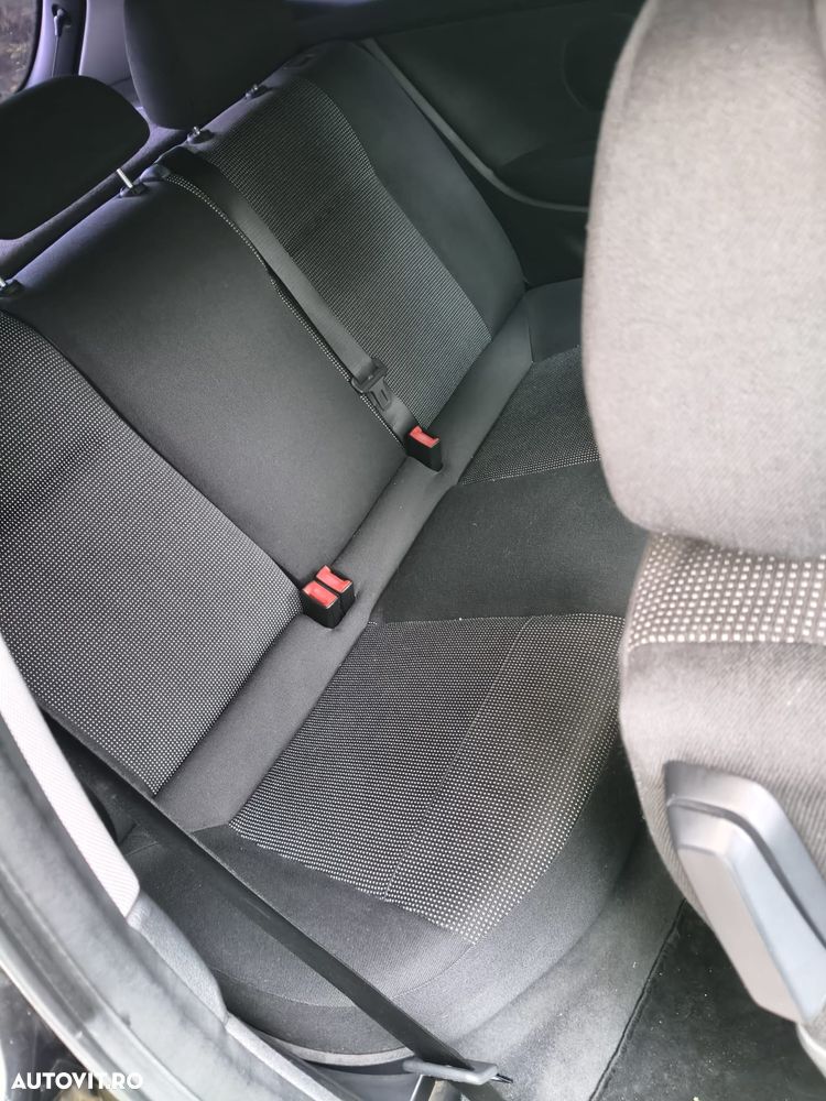 Opel Astra 1.4i Cosmo - 11