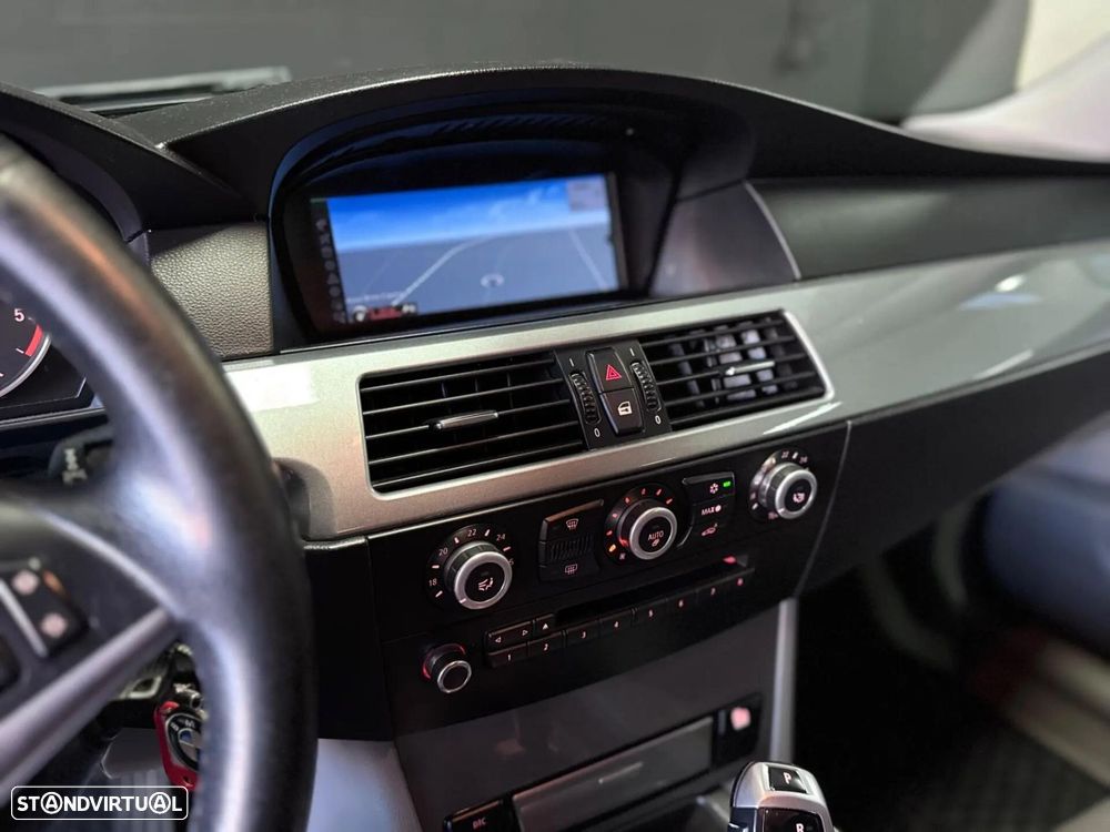 BMW 520 dA Sport - 13