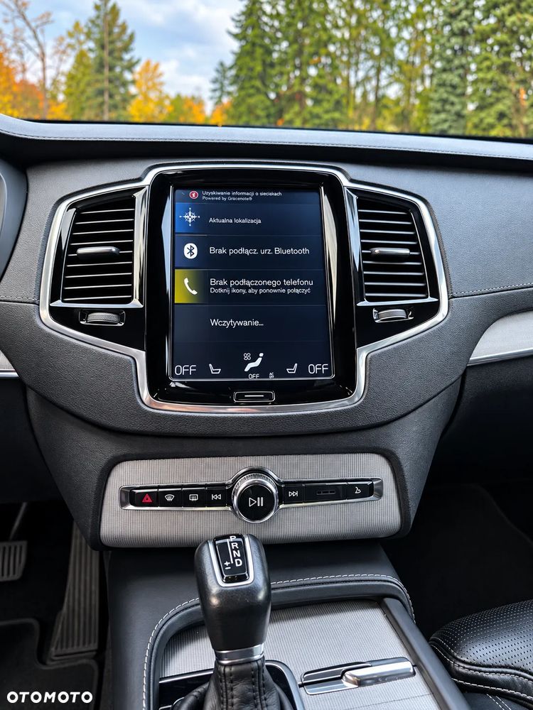 Volvo XC 90 - 22