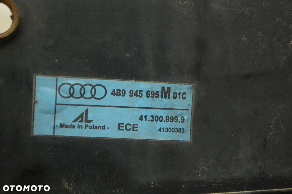 BLENDA KLAPY BAGAŻNIKA TYŁ TYLNA 4B9945695M AUDI A6 C5 KOMBI LIFT - 3