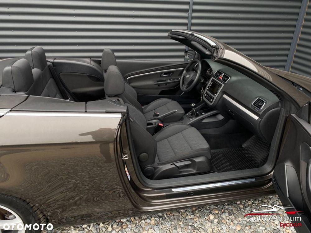 Volkswagen Eos - 17