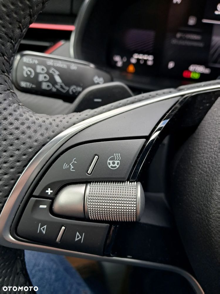 Skoda Kamiq 1.0 TSI Monte Carlo DSG - 9