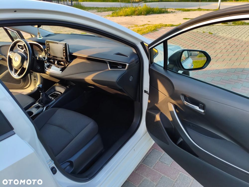 Toyota Corolla 1.6 Comfort - 16