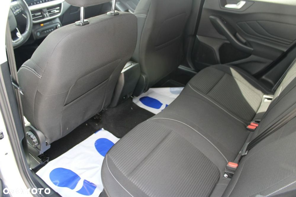 Ford Focus - 15