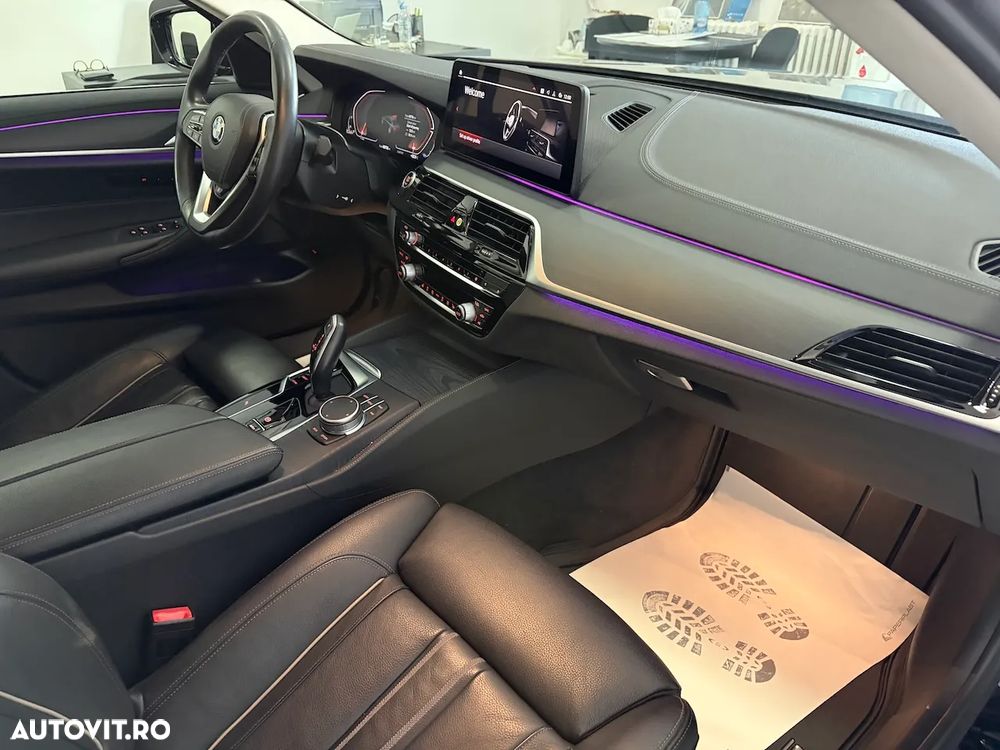 BMW Seria 5 520d xDrive AT MHEV - 18