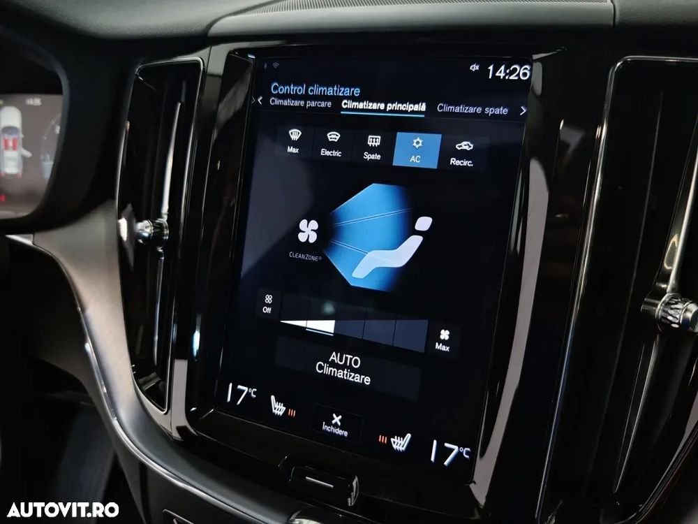 Volvo XC 60 T6 AWD Recharge Geartronic Inscription - 15