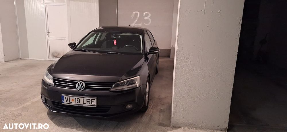 Volkswagen Jetta - 13