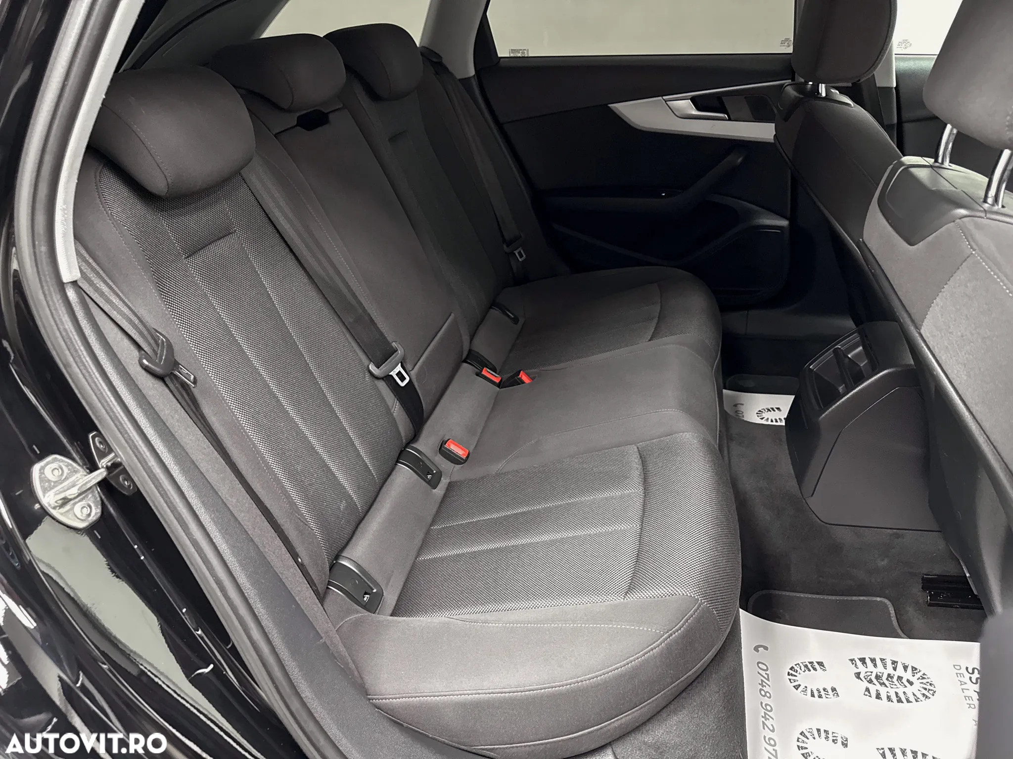 Audi A4 Avant 2.0 TDI S tronic - 14