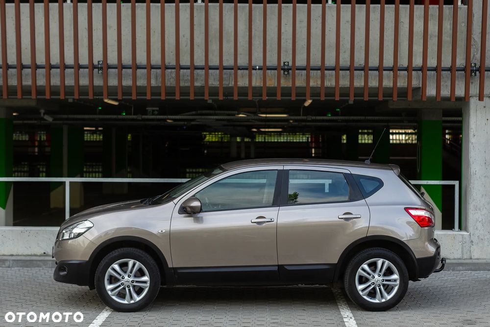 Nissan Qashqai - 12