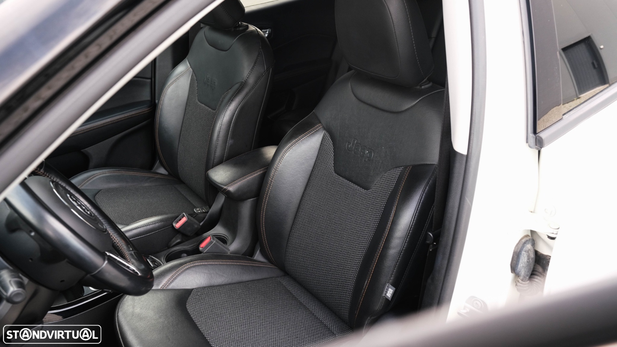 Jeep Compass 1.6 M-Jet Limited - 35