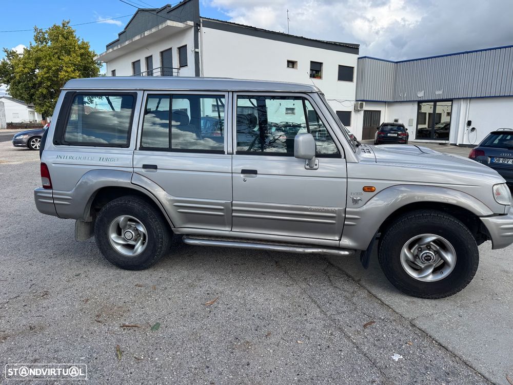 Hyundai Galloper - 1