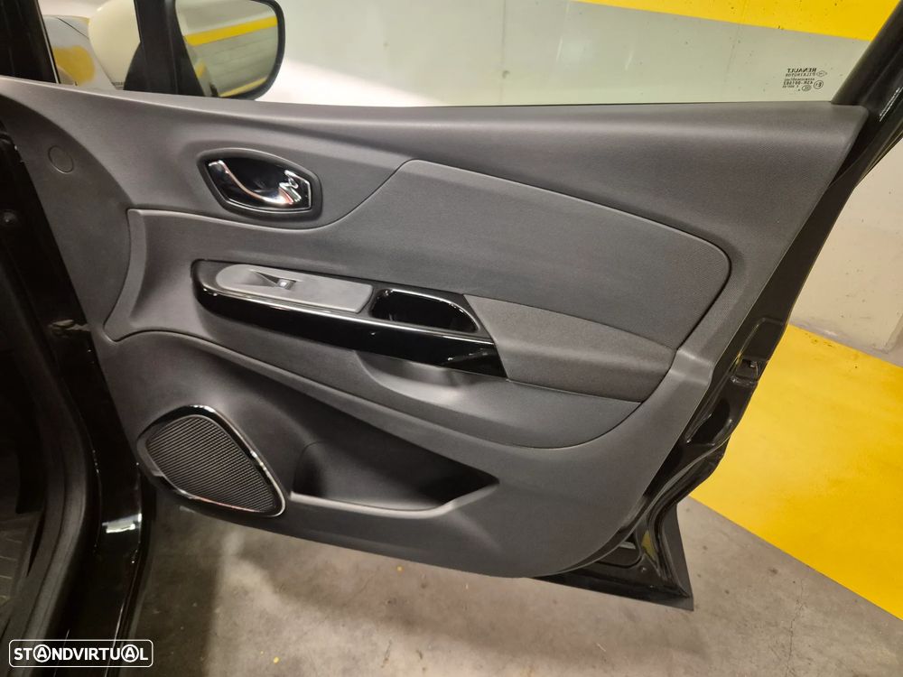 Renault Captur 0.9 TCE Sport - 36