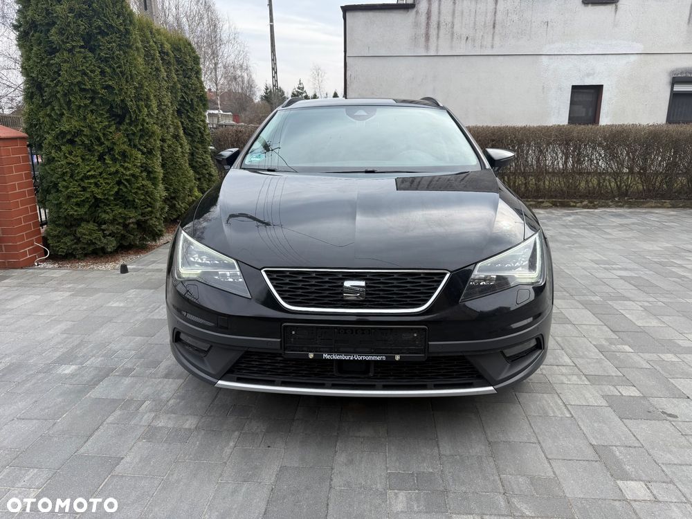 Seat Leon Sportstourer 2.0 TDI Start&Stop 4Drive DSG X-Perience - 3