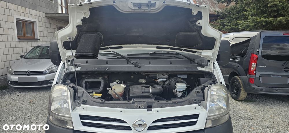 Nissan Interstar - 9