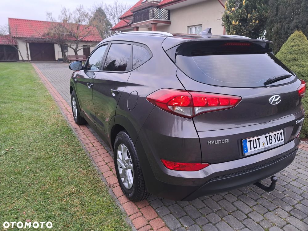 Hyundai Tucson blue 1.6 GDi 2WD Navi - 9