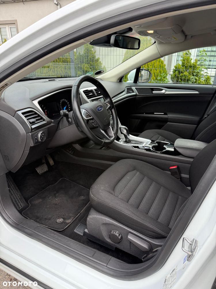 Ford Mondeo - 19