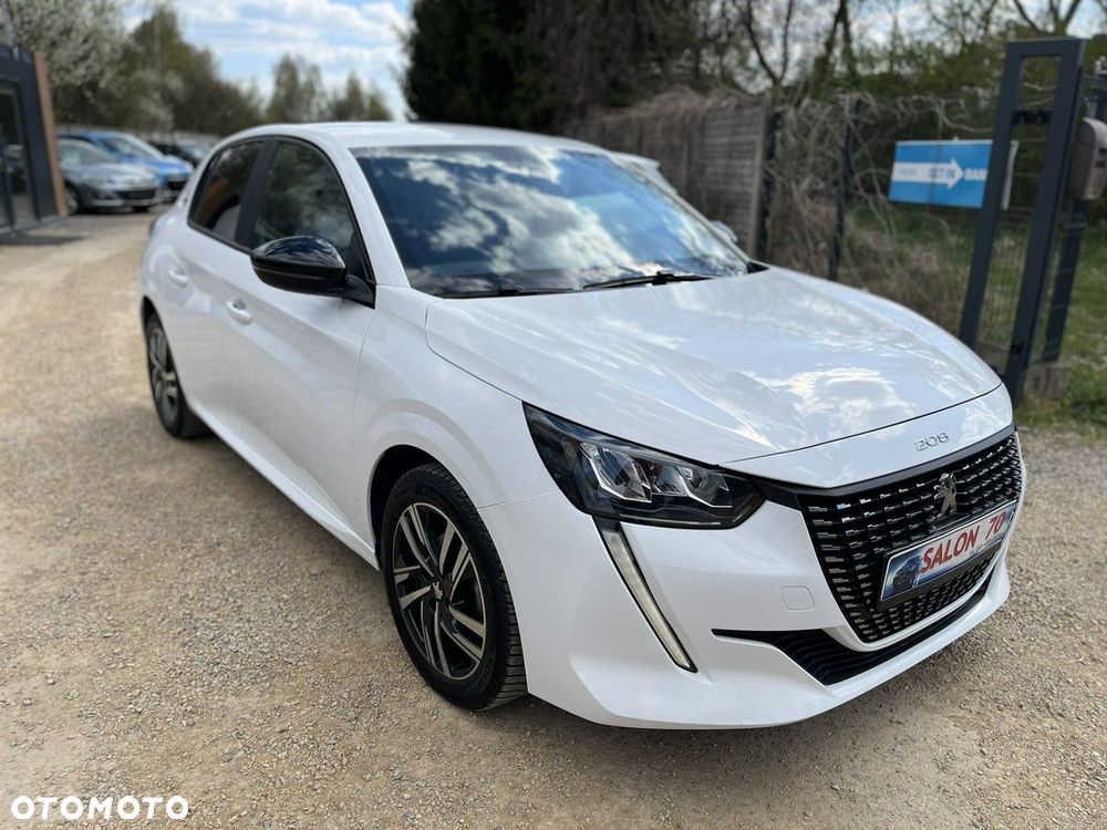 Peugeot 208 - 3