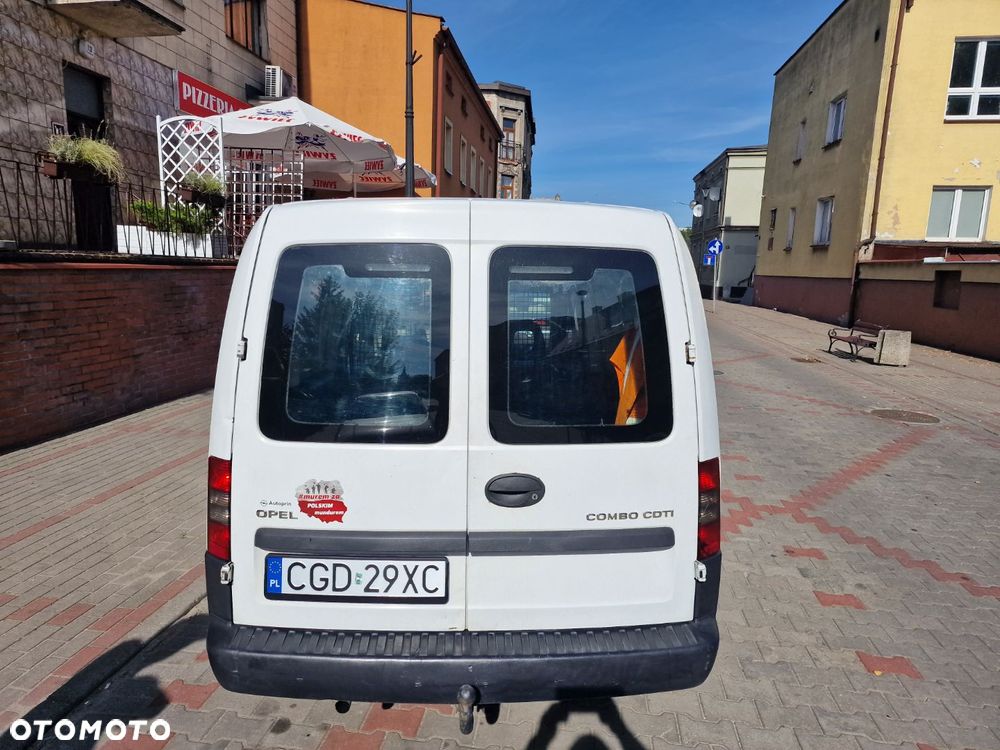 Opel COMBO C - 3