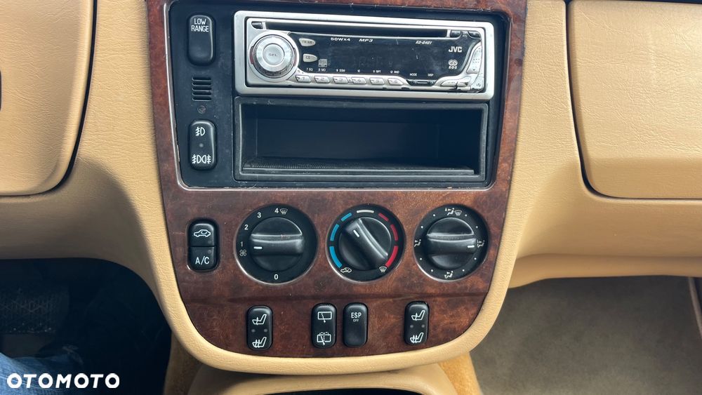 Mercedes-Benz ML 320 - 19