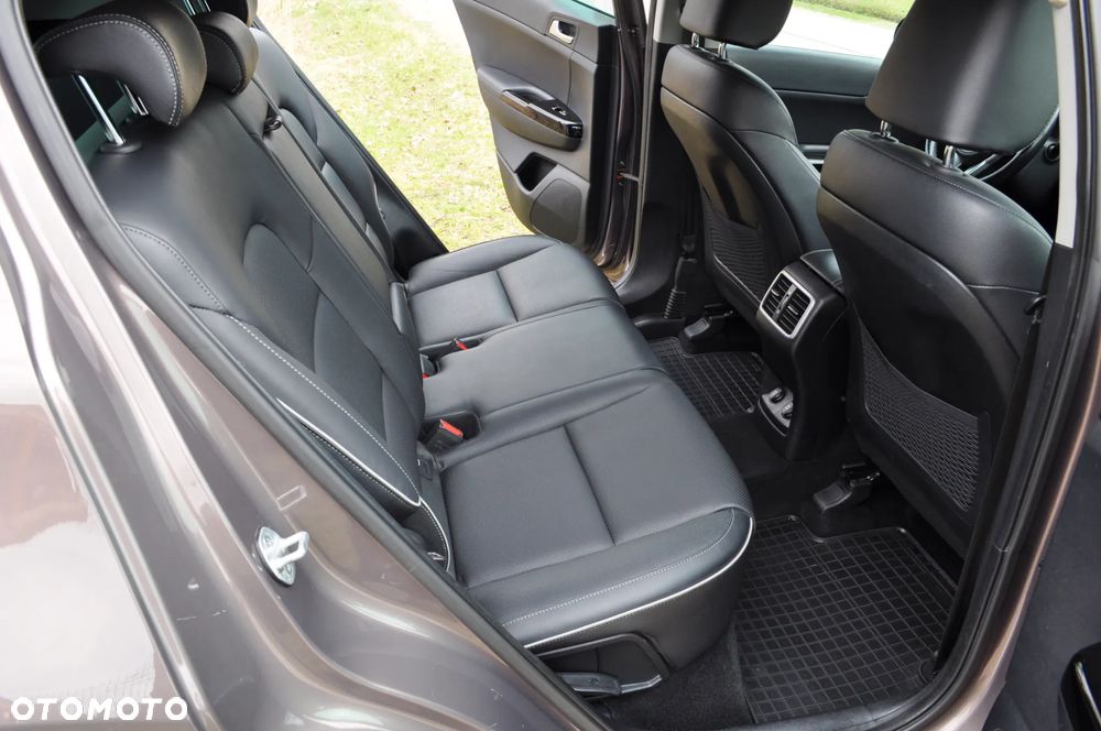 Kia Sportage 1.6 T-GDI Business Line 2WD - 19