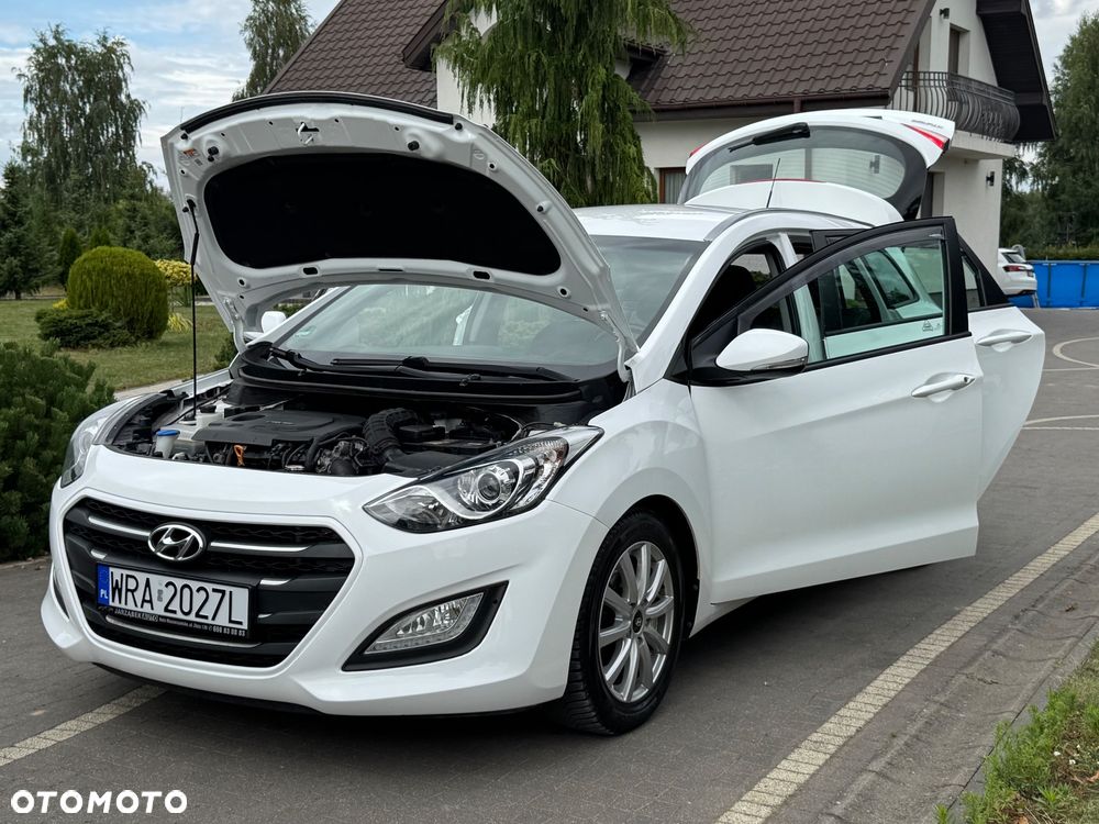 Hyundai i30 1.6 CRDI DCT Premium - 10