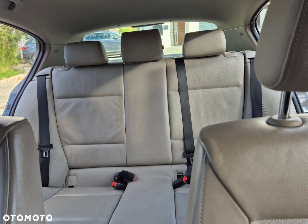 BMW Seria 1 116i - 6