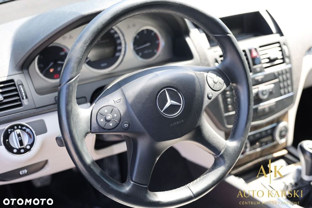 Mercedes-Benz Klasa C - 20