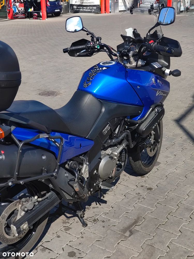 Suzuki V-STROM - 2