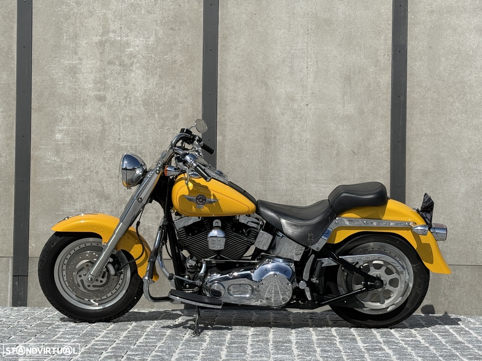 Harley-Davidson Fat Boy Fatboy FLSTF 1450 Edição Yellow Pearl - 2