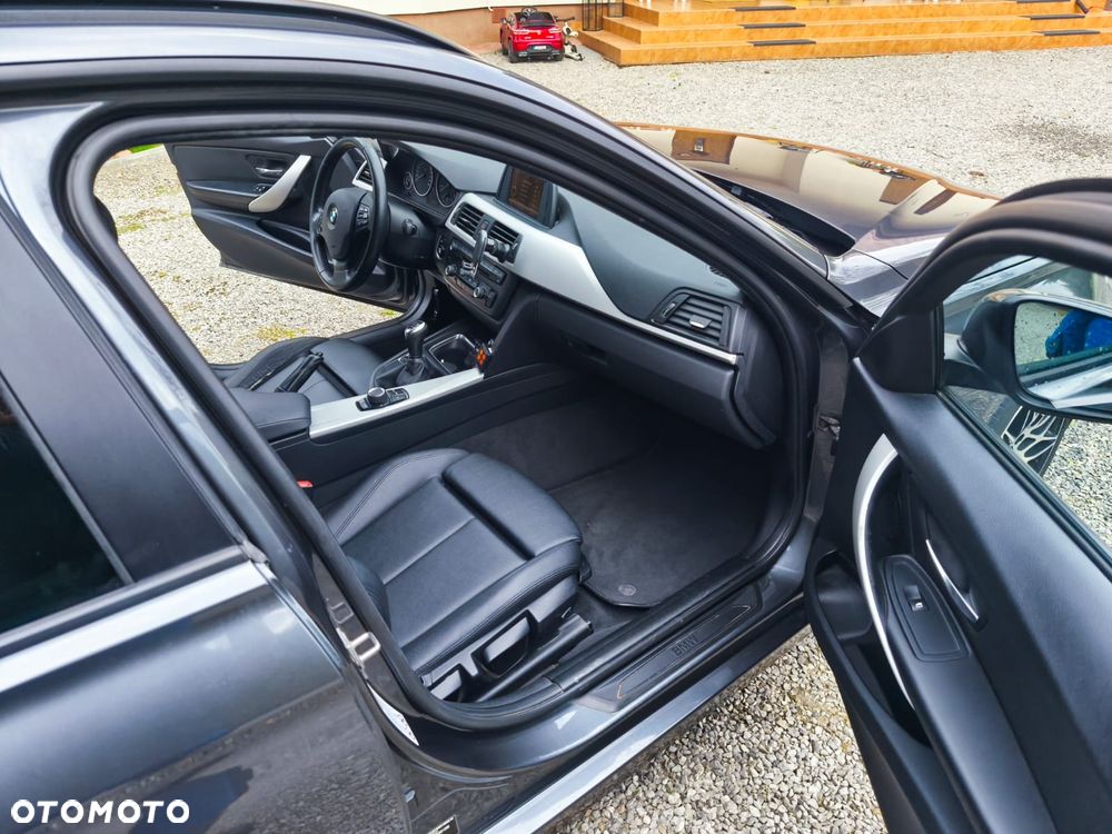 BMW Seria 3 318d DPF Edition Lifestyle - 13