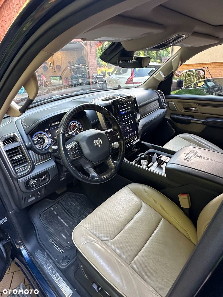 RAM 1500 5.7 Crew Cab Limited - 13