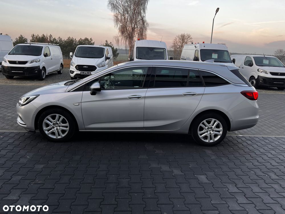 Opel Astra 1.6 CDTI Elite S&S - 12