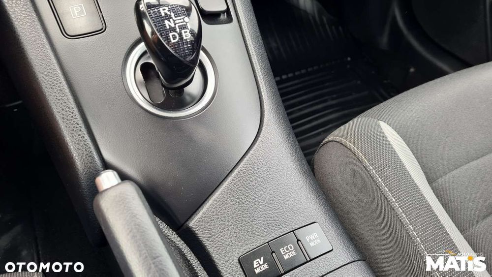 Toyota Auris - 36