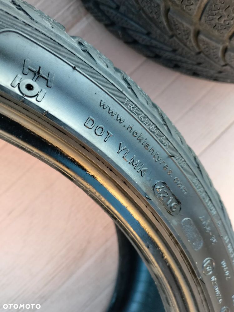 OPONY ZIMOWE NOKIAN WR 235 35 R19 87V NO - 11