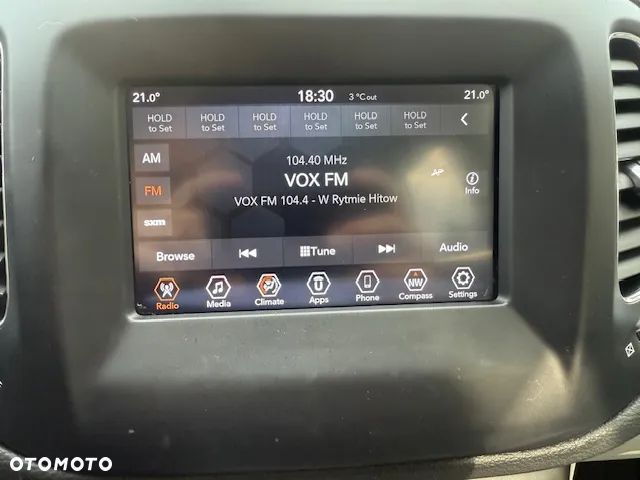 Jeep Compass - 18