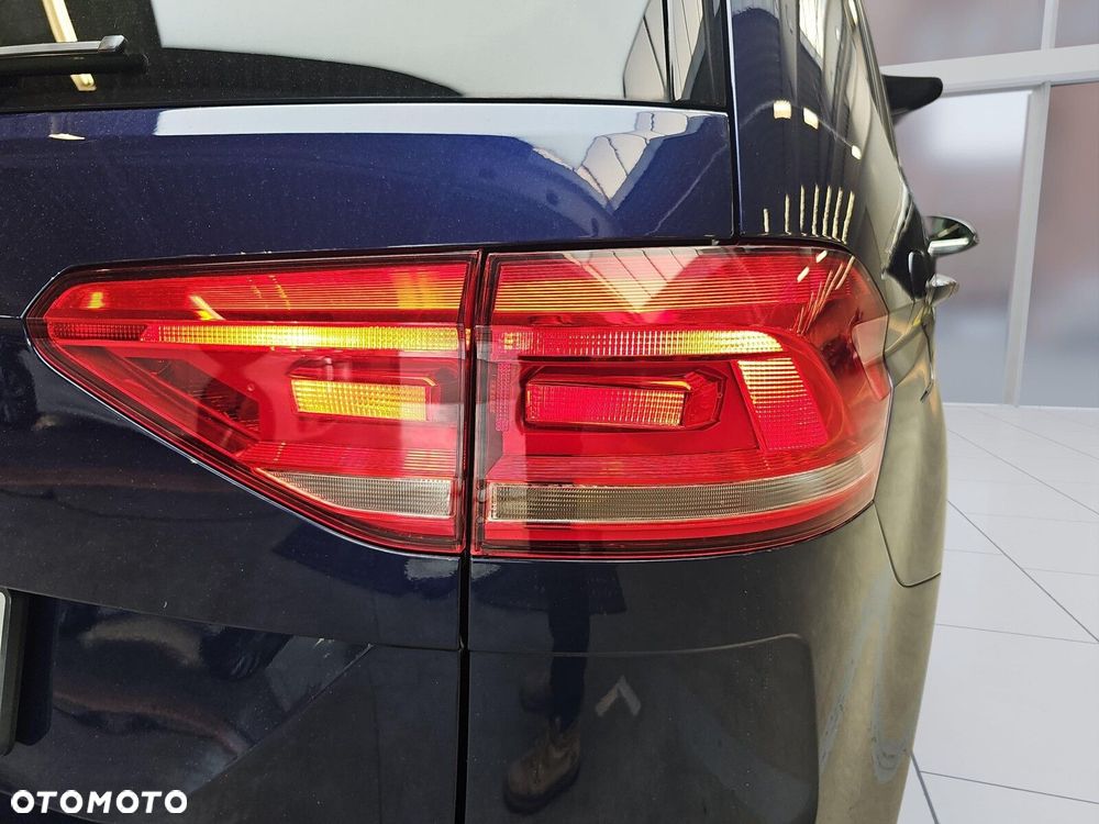 Volkswagen Touran 1.5 TSI EVO Highline DSG - 32