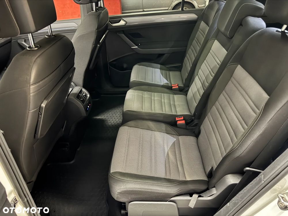 Volkswagen Touran 1.5 TSI EVO Comfortline DSG - 34