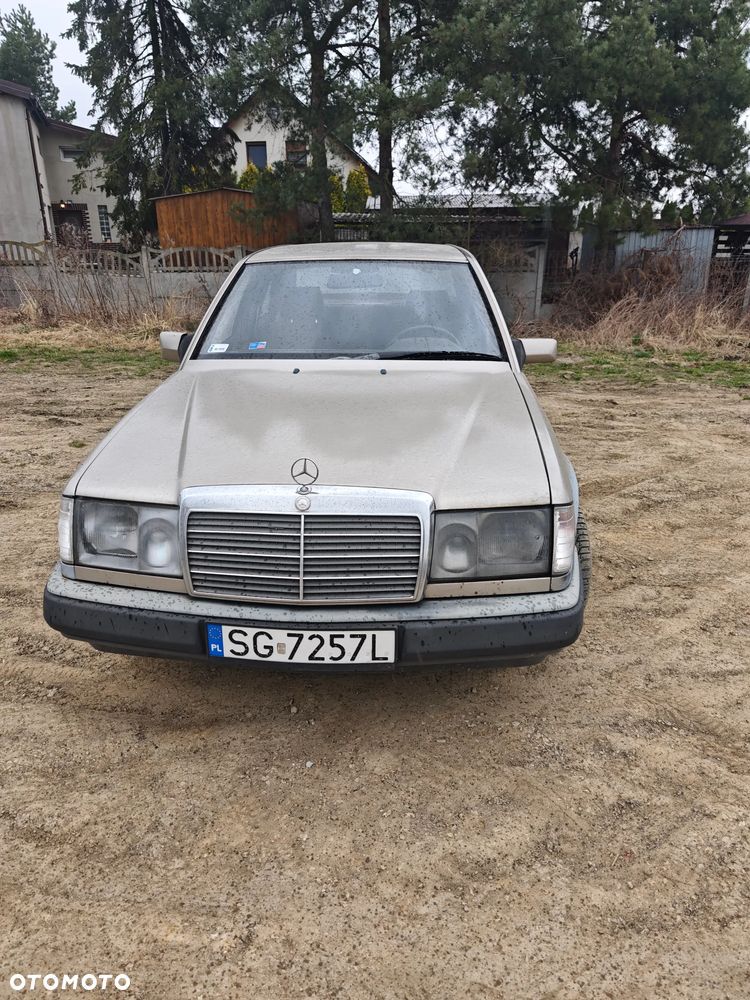 Mercedes-Benz W124 (1984-1993) - 1