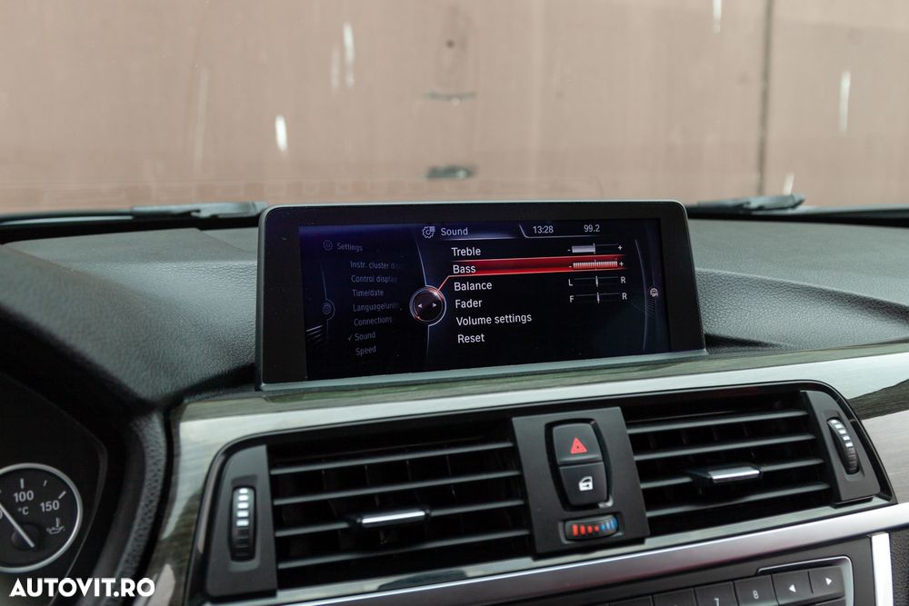 BMW Seria 3 - 25