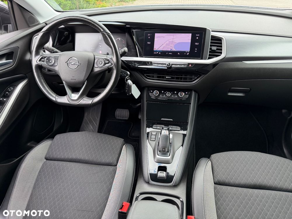 Opel Grandland 1.5 D Automatik Business Edition - 32