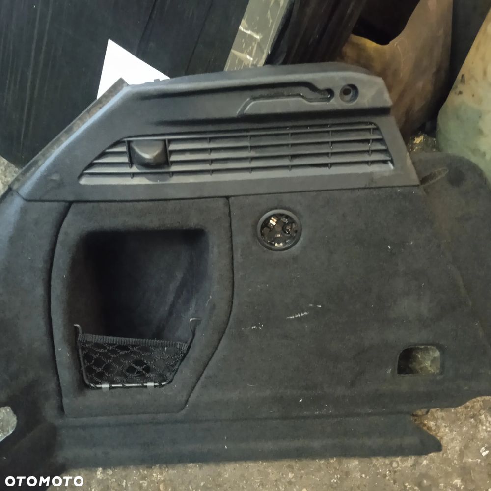 Tapicerka bagażnika boczek A3 8V hatchback 8V4863871F - 3