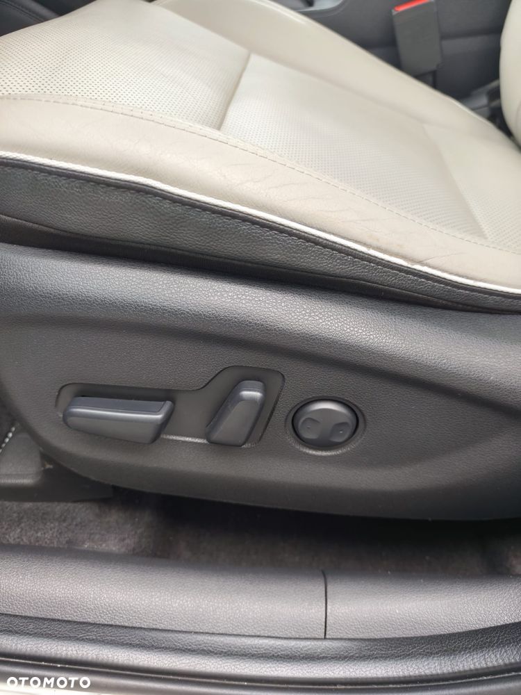 Hyundai Tucson blue 1.6 CRDi 2WD DCT Premium - 19